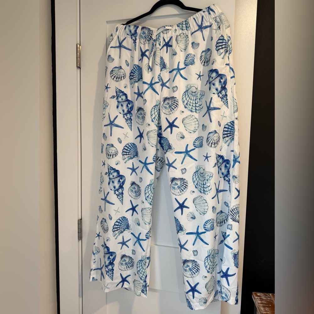 SHEIN Blue and White Starfish Print Pants